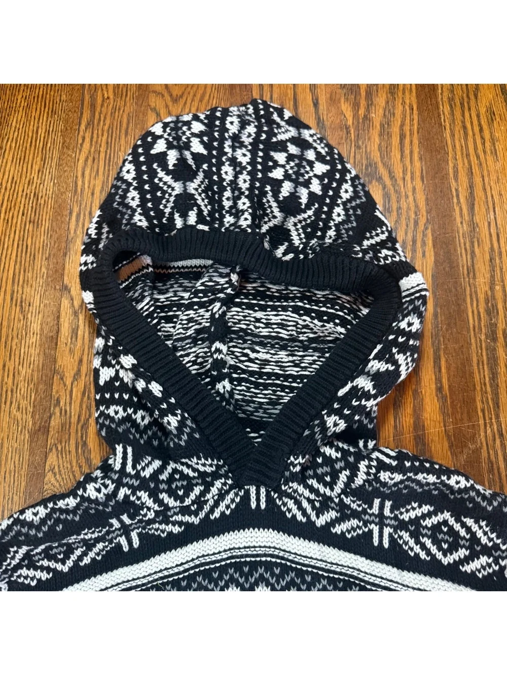 Old Navy Boys Fair Isle Sweater Knit Pullover Hoodie Black White Size 10